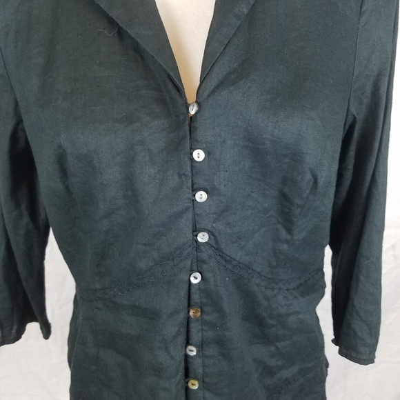 Valerie separates linen top - Picture 4 of 10